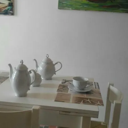 In Nicanda Lejlighed *